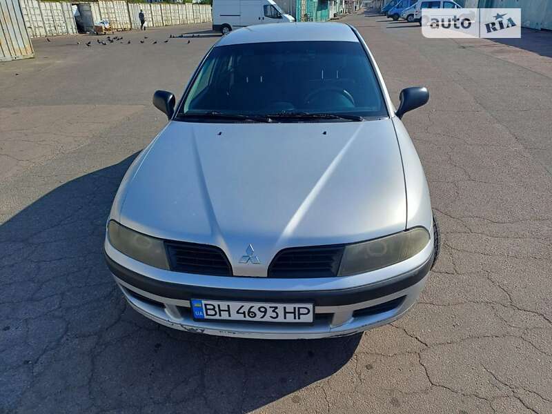 2003 mitsubishi carisma