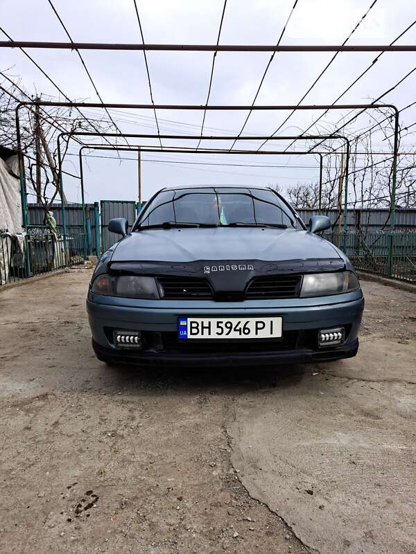2003 mitsubishi carisma