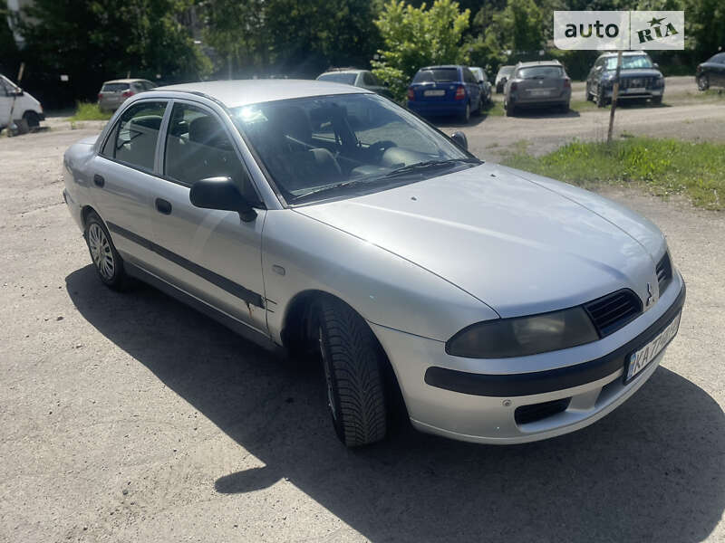 2003 mitsubishi carisma