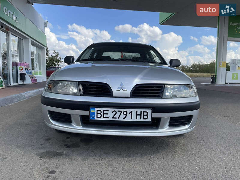 2003 mitsubishi carisma