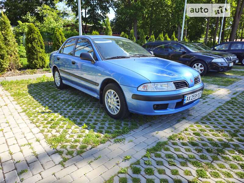 2002 mitsubishi carisma
