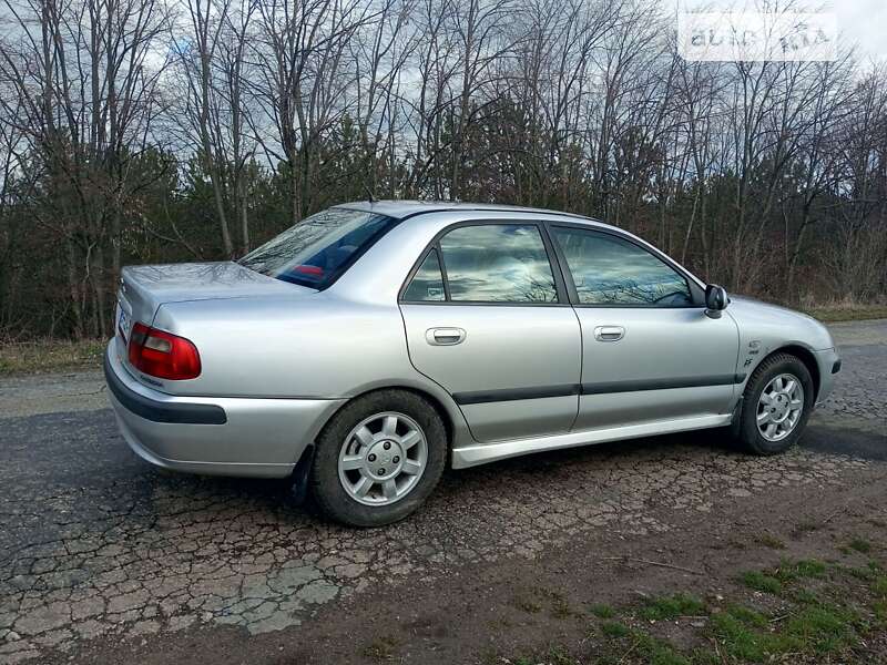 2000 mitsubishi carisma