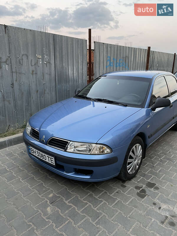2001 mitsubishi carisma