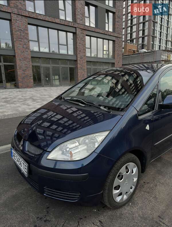 2005 mitsubishi colt