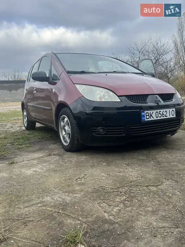 2004 mitsubishi colt