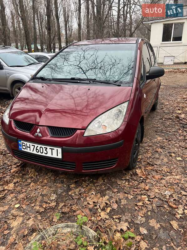 2004 mitsubishi colt