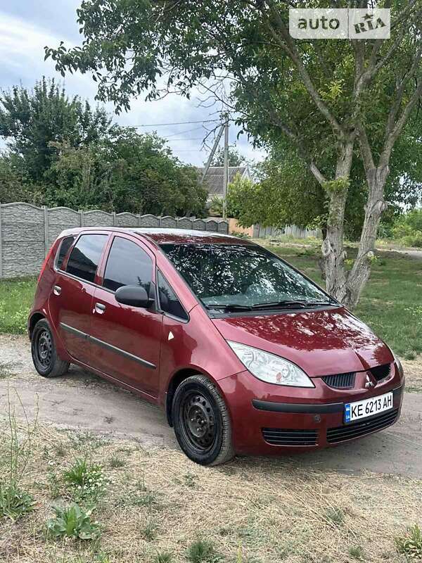 2005 mitsubishi colt 1300