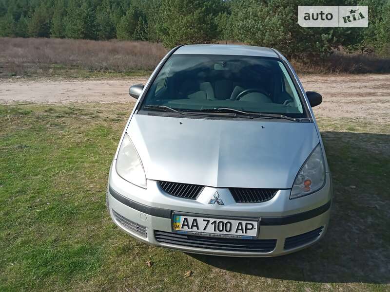 2005 mitsubishi colt