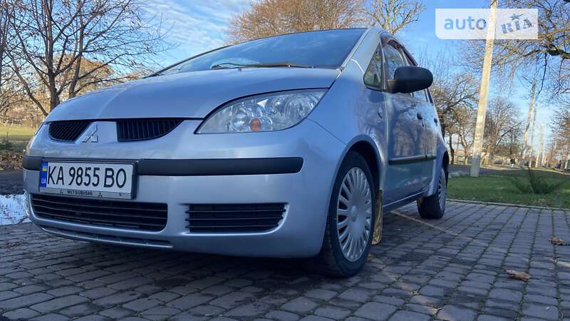 2005 mitsubishi colt