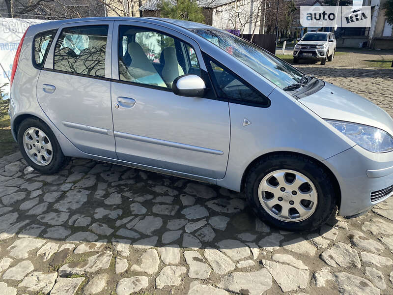 2005 mitsubishi colt
