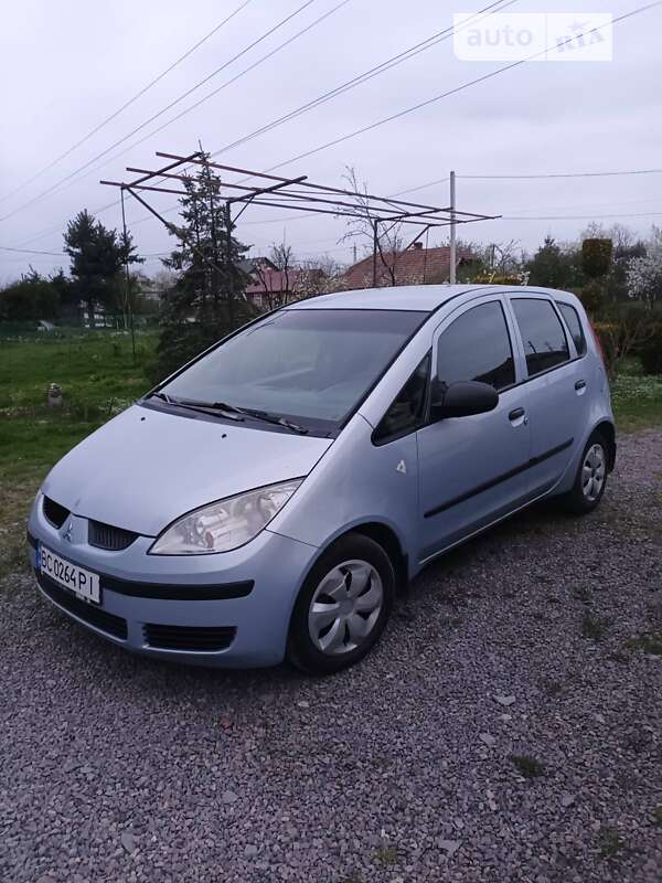 2005 mitsubishi colt