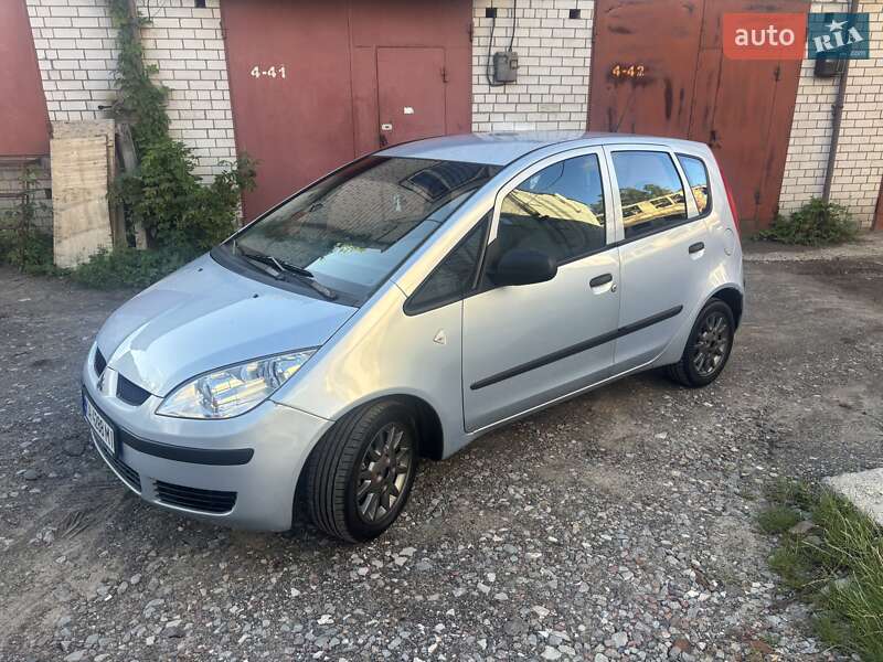 2005 mitsubishi colt