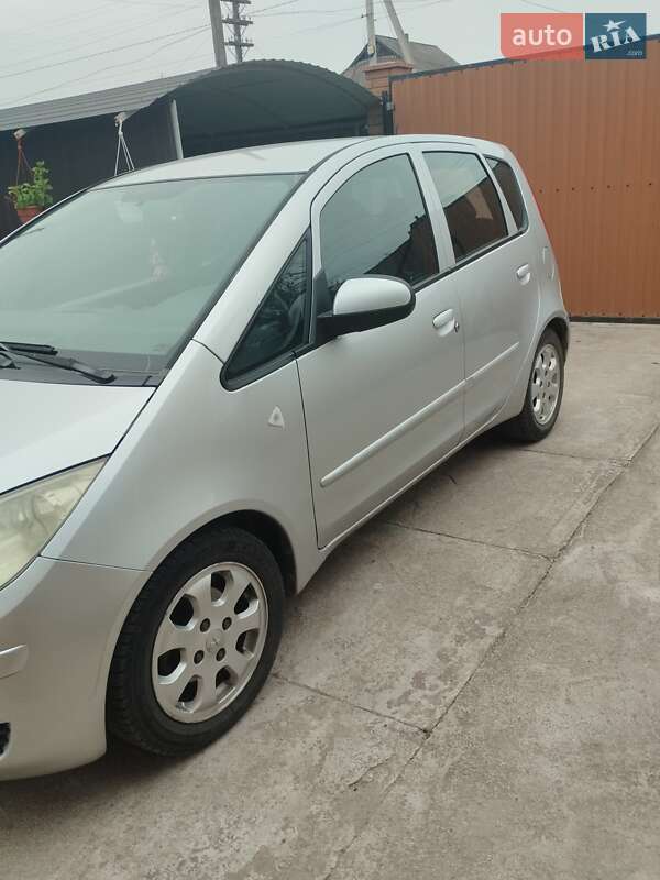 2006 mitsubishi colt