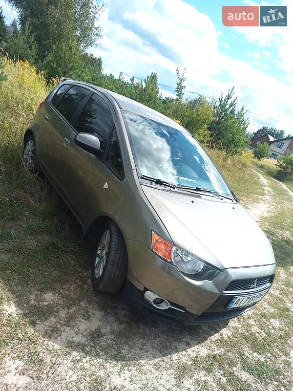 2009 mitsubishi colt