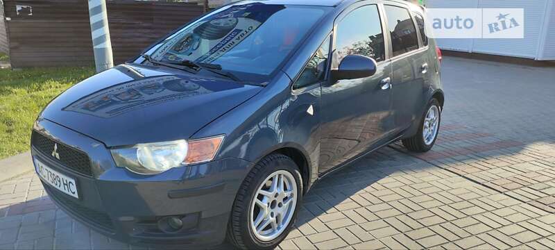 2009 mitsubishi colt