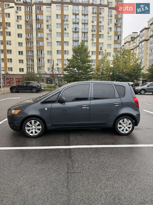 2012 mitsubishi colt