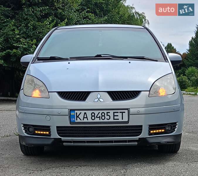 2005 mitsubishi colt