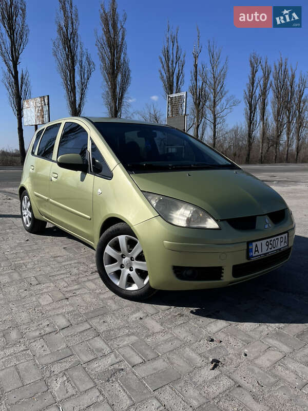 2005 mitsubishi colt