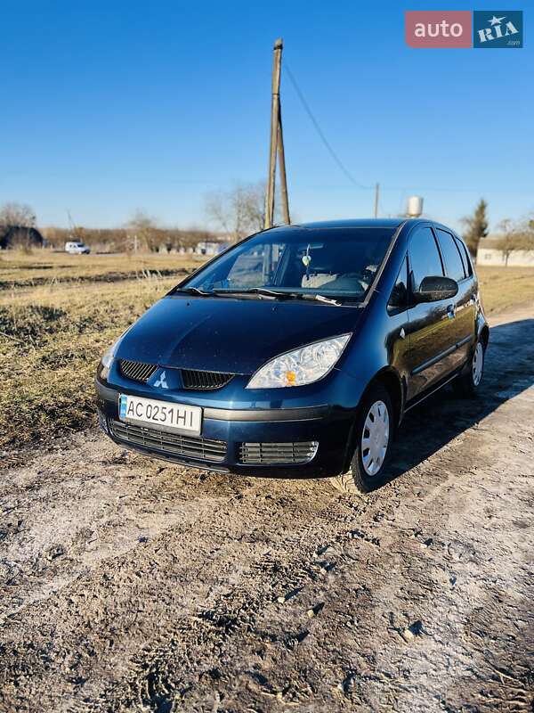 2004 mitsubishi colt