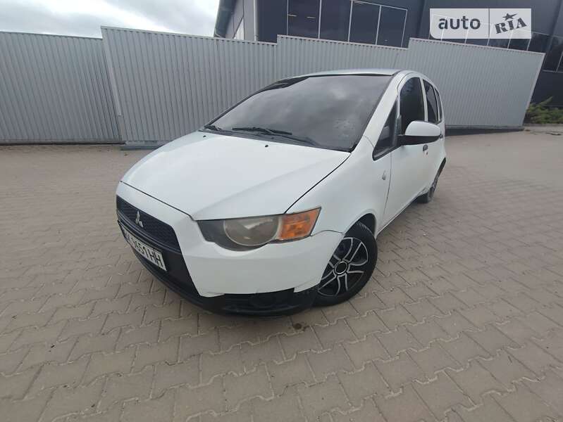 2009 mitsubishi colt