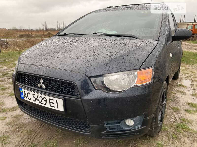 2011 mitsubishi colt