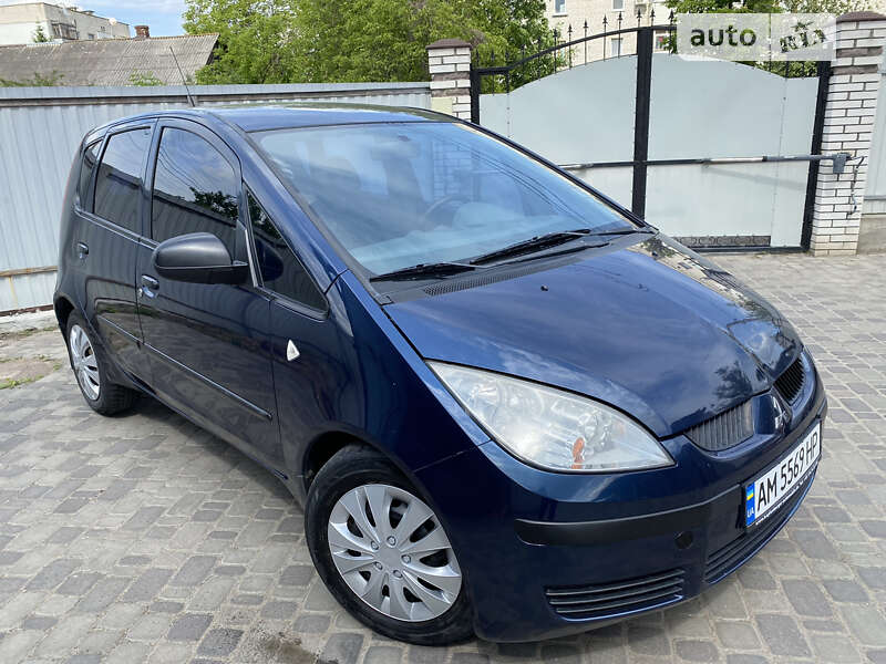 2005 mitsubishi colt