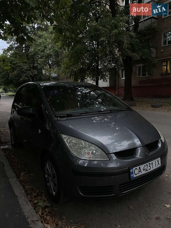 2005 mitsubishi colt