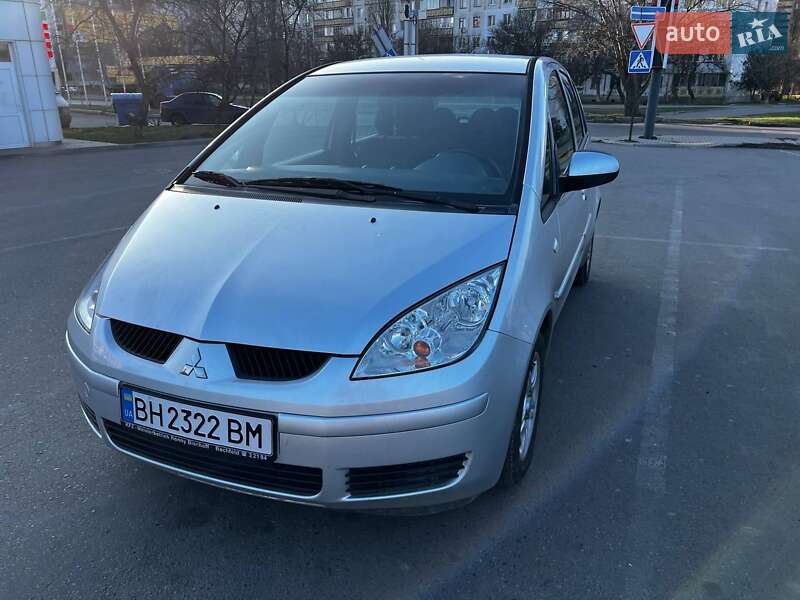 2005 mitsubishi colt