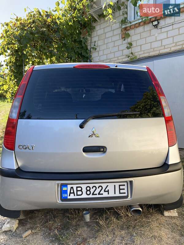 2005 mitsubishi colt