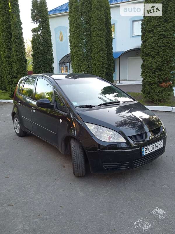 2005 mitsubishi colt