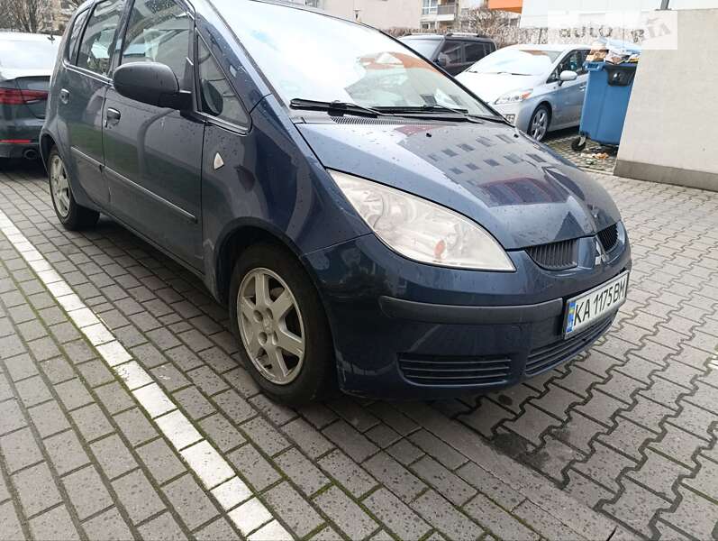 2005 mitsubishi colt