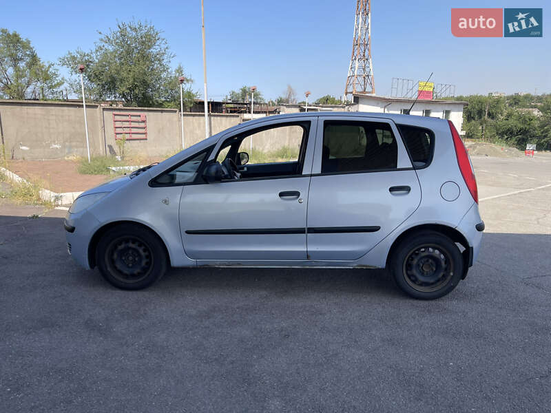 2006 mitsubishi colt