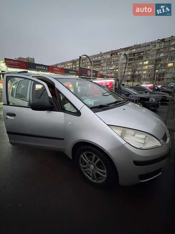 2006 mitsubishi colt