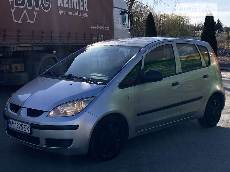 2008 mitsubishi colt