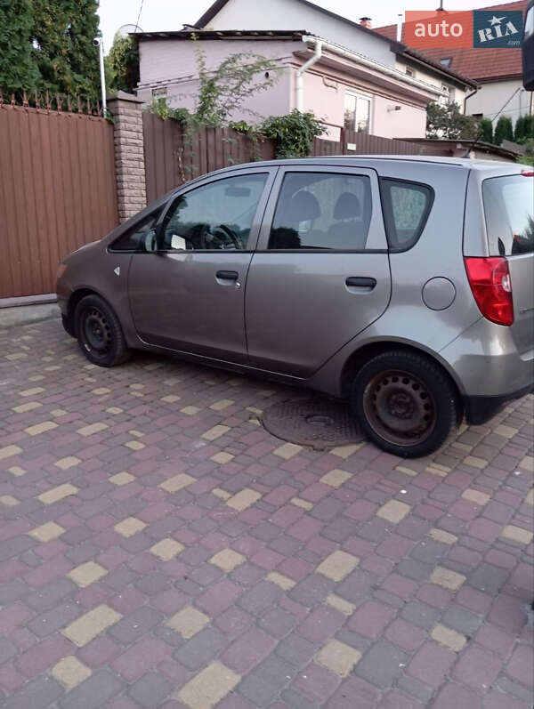 2009 mitsubishi colt