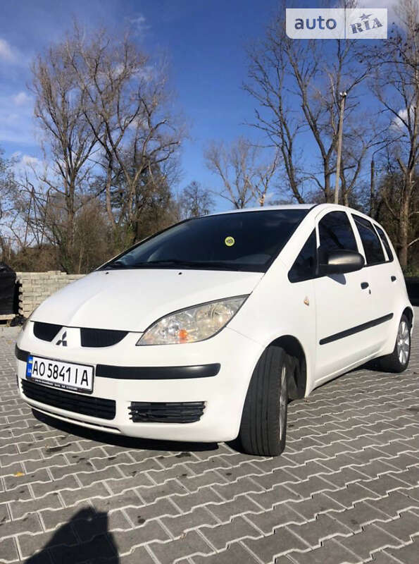 2004 mitsubishi colt