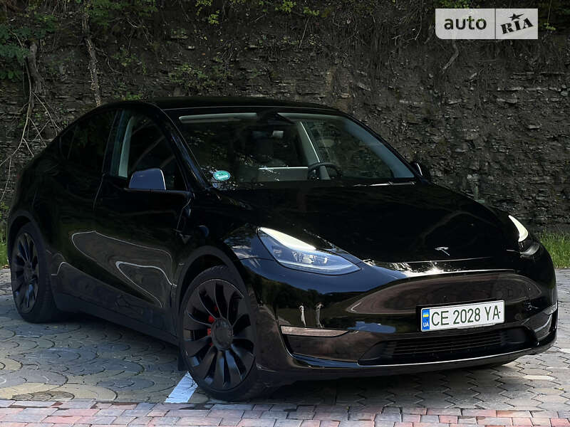 2023 tesla model y