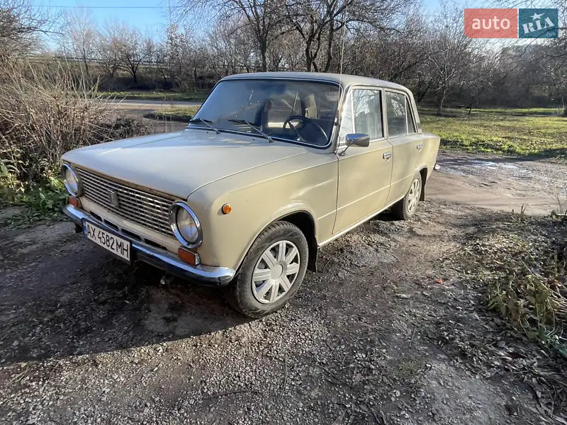 1983 vaz 21011