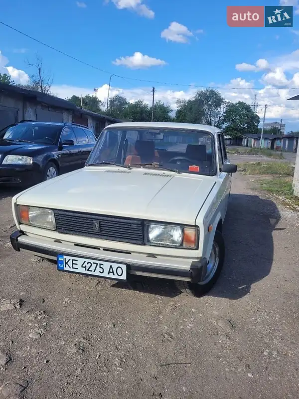 1984 vaz 21051