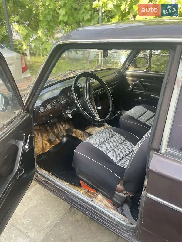 1989 vaz 21063