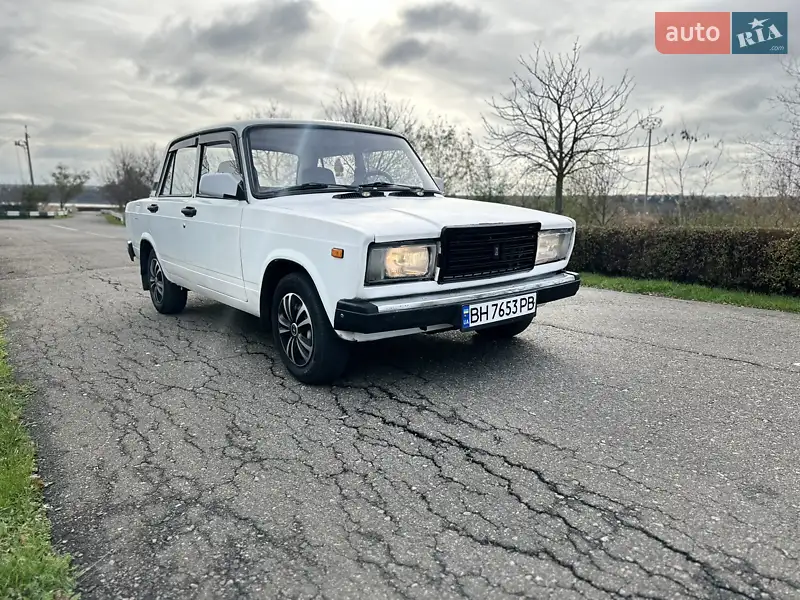 2006 vaz 21070