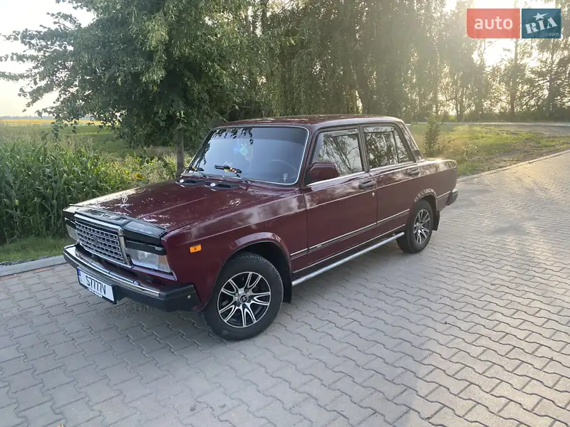 2002 vaz 21074