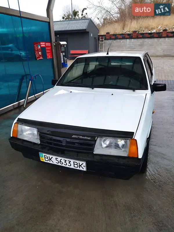 1990 vaz 21081