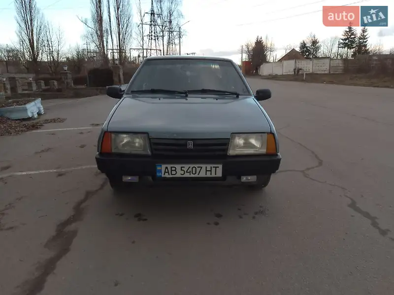 2000 vaz 21099