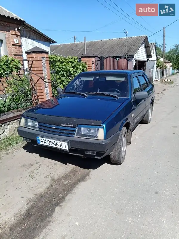 2000 vaz 21099