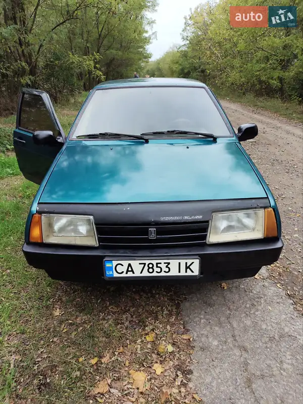 2001 vaz 21099