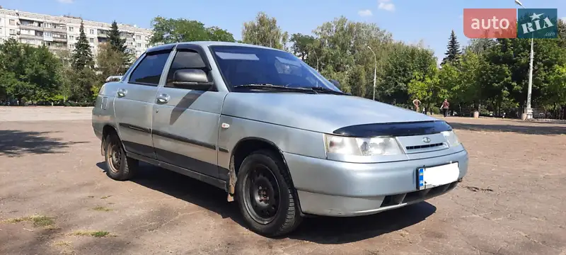 2002 vaz 21102