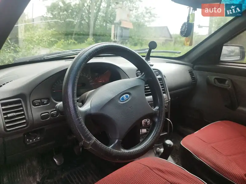 2002 vaz 21103