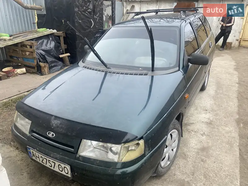 2002 vaz 21113