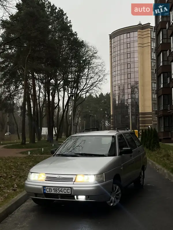 2004 vaz 21113